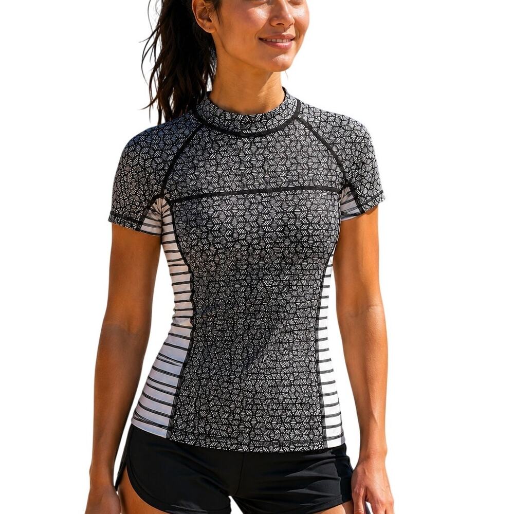 Patagonia Micro Swell Rashguard Womens Small Black White Short Sleeve Quick Dry